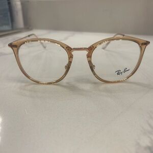 Ray-Ban eyeglasses in rose gold. Brand new, flexible material.